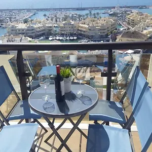 Appartement Estudio Puerto Marina, Benalmádena